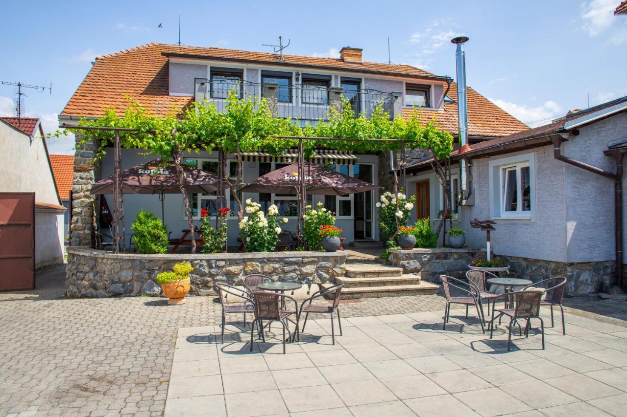 Penzion Janota Perná Exterior foto
